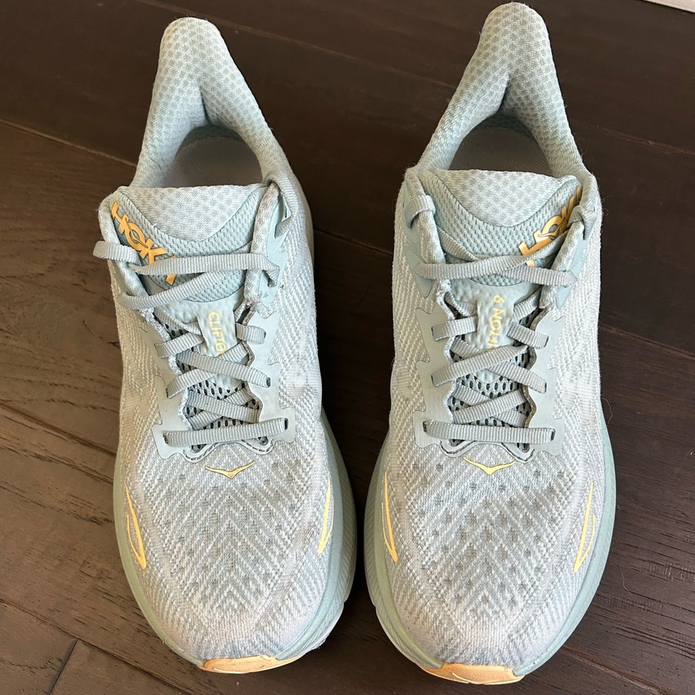 Hoka one one Clifton 6.5 running shoes
